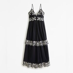 BNWT Abercrombie tiered ruffle maxi dress, size S, black